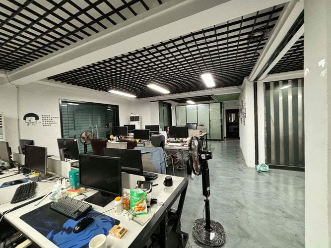 保丽广场 带全套办公用品 办公格局好 可注册 好招人,孝感孝